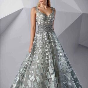 NEW MODESSA COUTURE M20216 DRESS Size 18